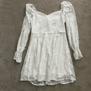 Boutique bought, white lace, loose long sleeve mini dress